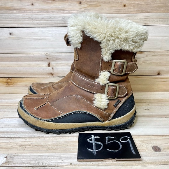 Merrell | Shoes | Merrell Taiga Buckle 